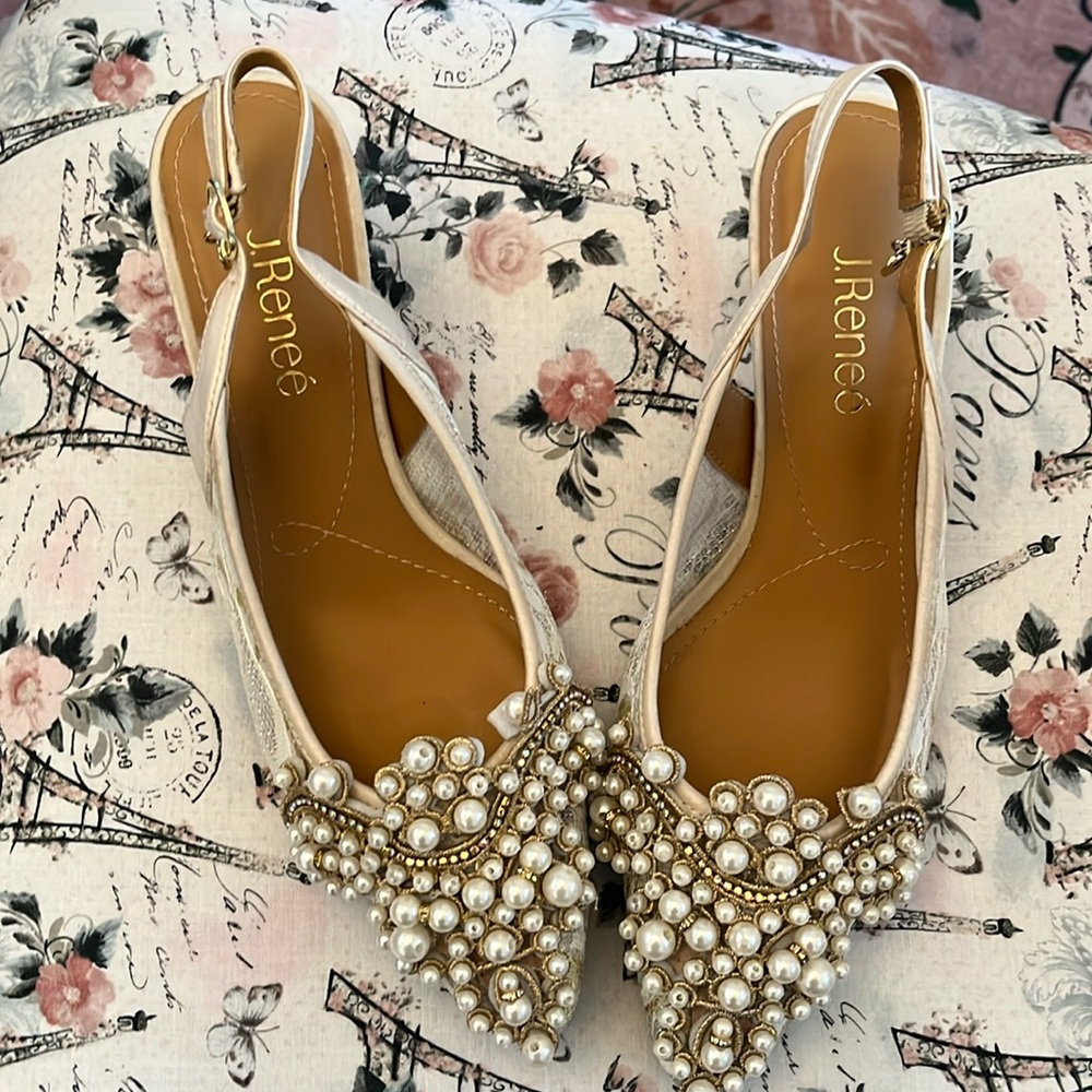 Glamour evening shoes